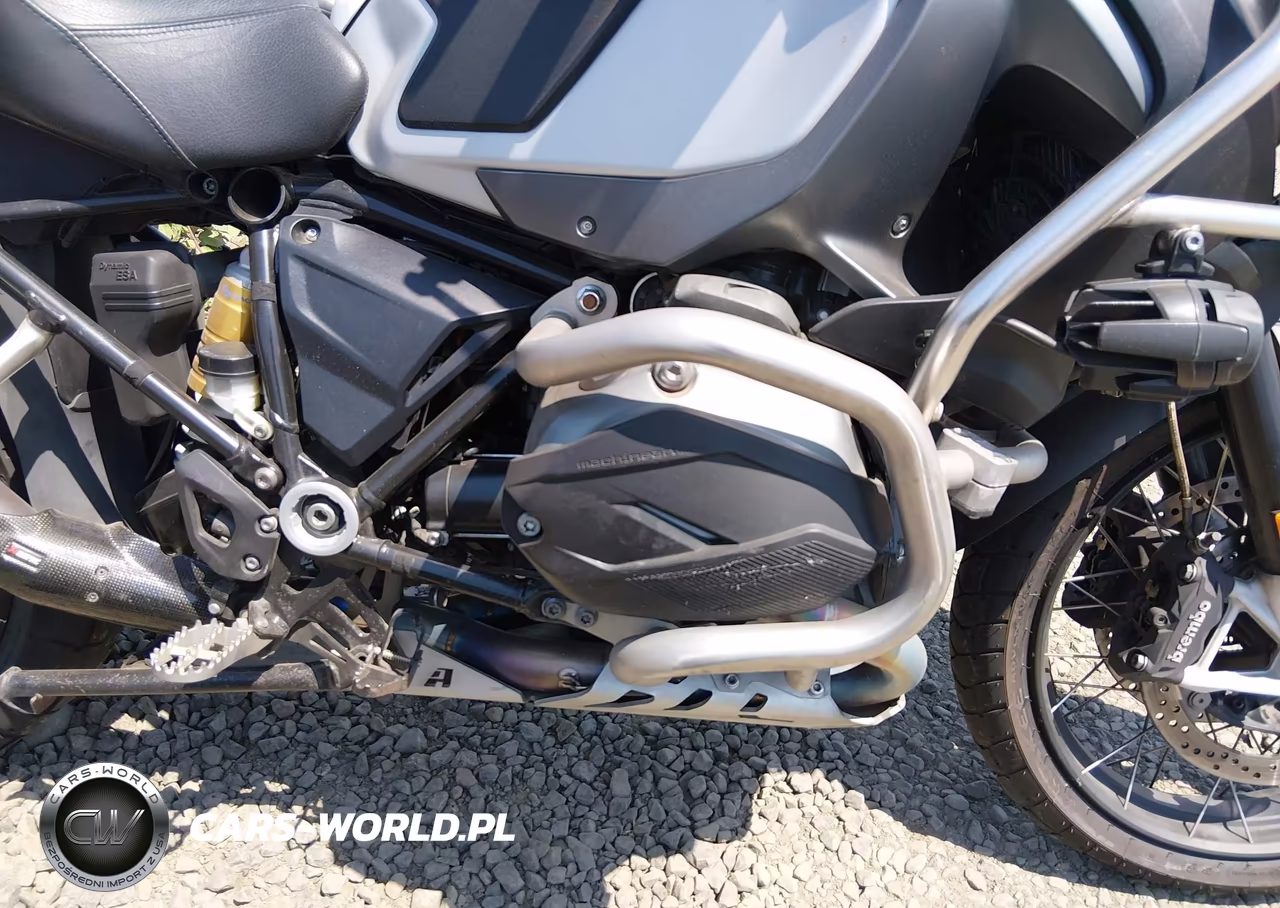 2017 BMW R1200 Gs Adventure VIN:WB10A1209HZ897999 - 8