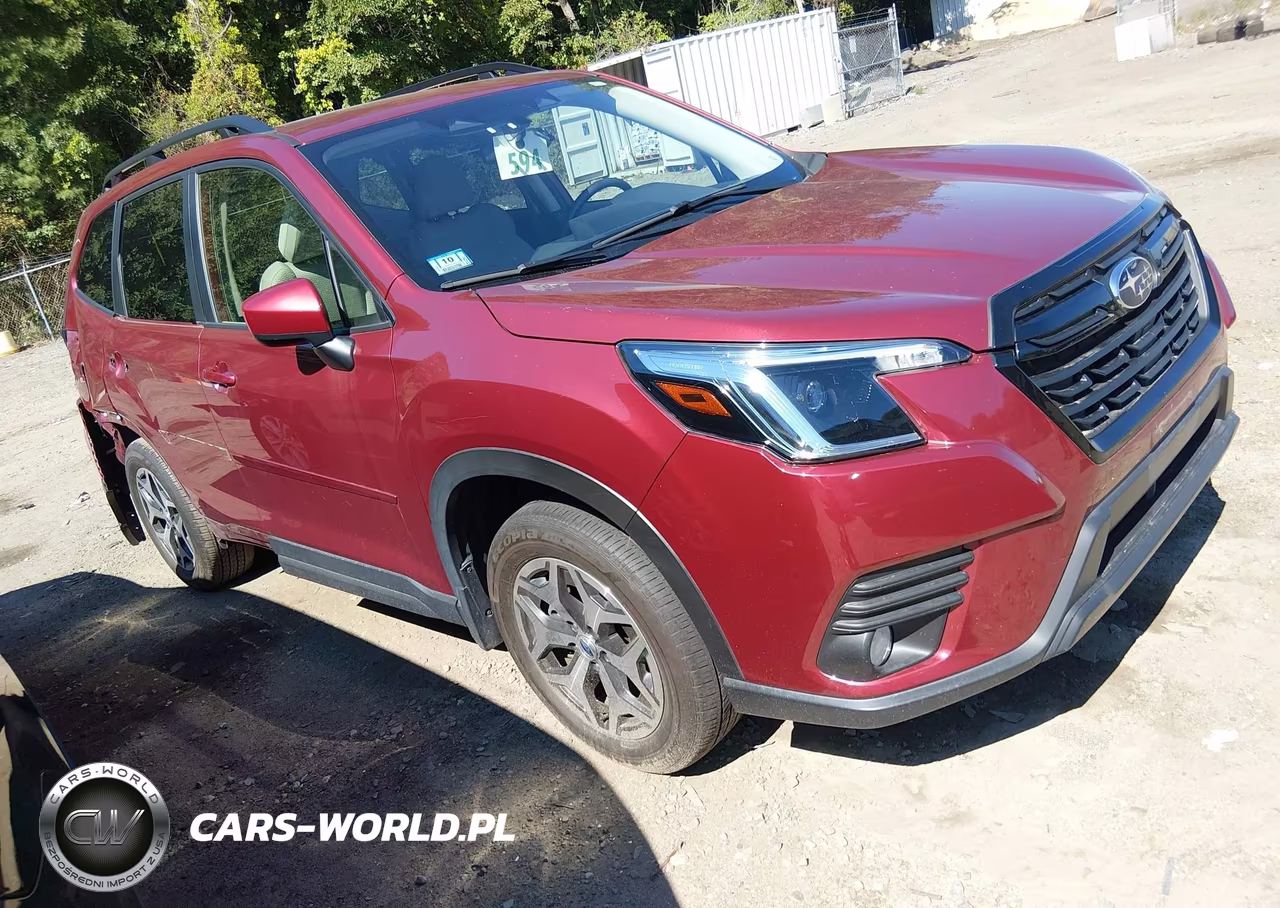 2023 Subaru Forester Premium VIN:JF2SKAECXPH430711 - 1