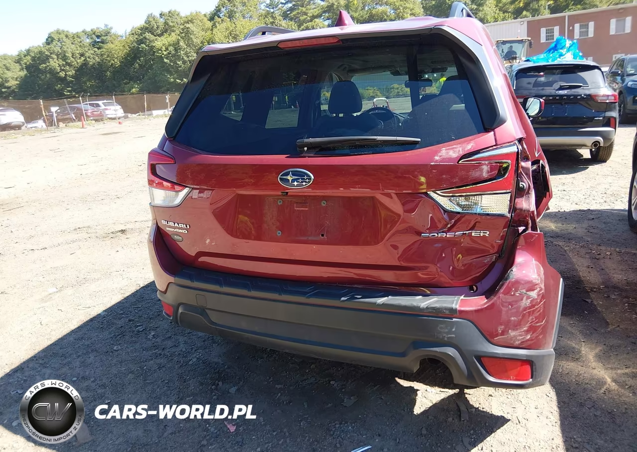 2023 Subaru Forester Premium VIN:JF2SKAECXPH430711 - 15