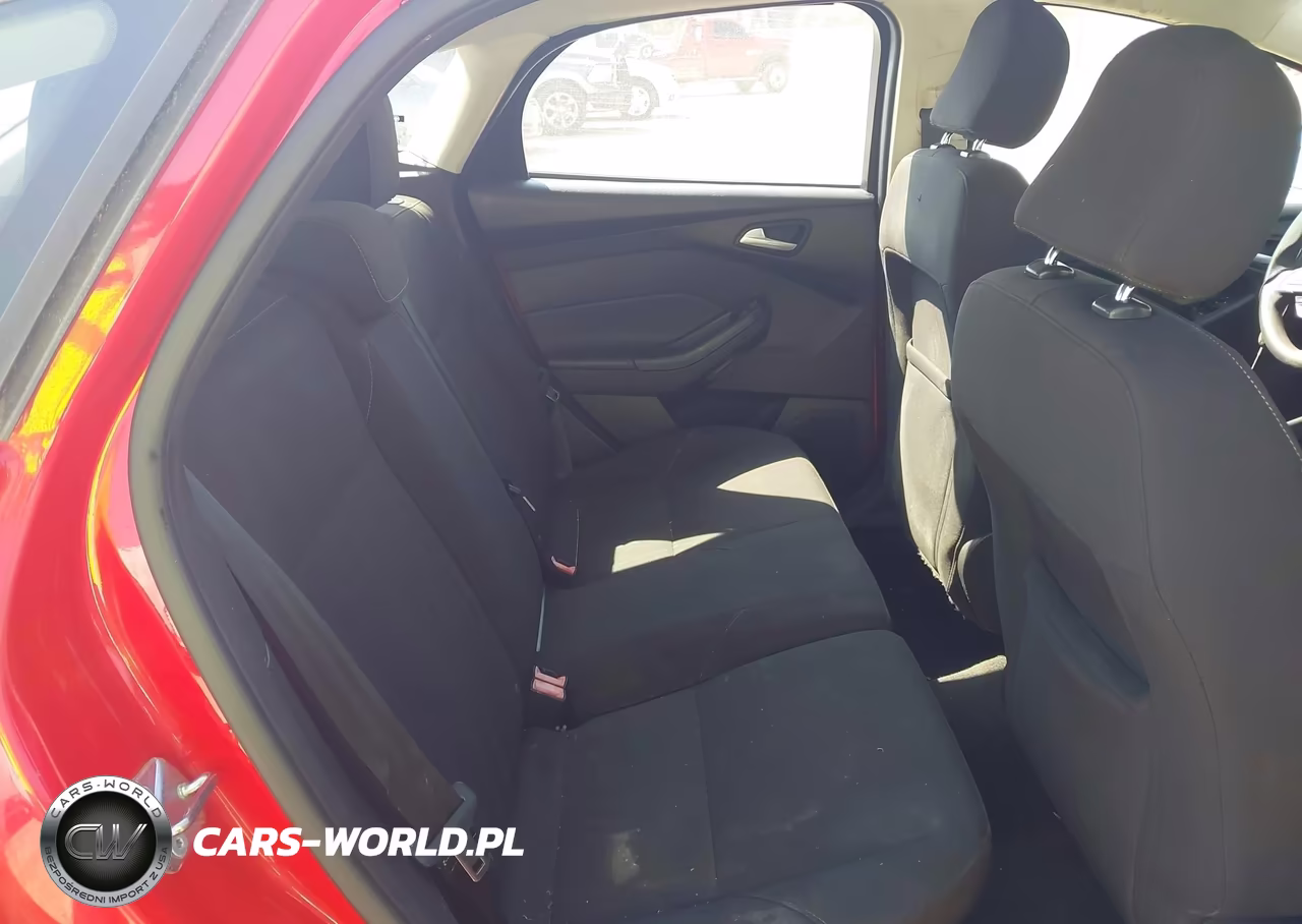 2015 Ford Focus Se VIN:1FADP3K2XFL224483 - 8