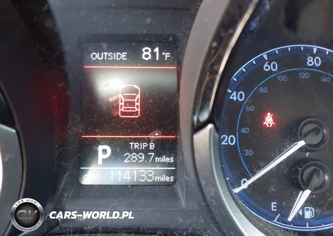 2015 Toyota Corolla S Plus VIN:2T1BURHE3FC245309 - 15