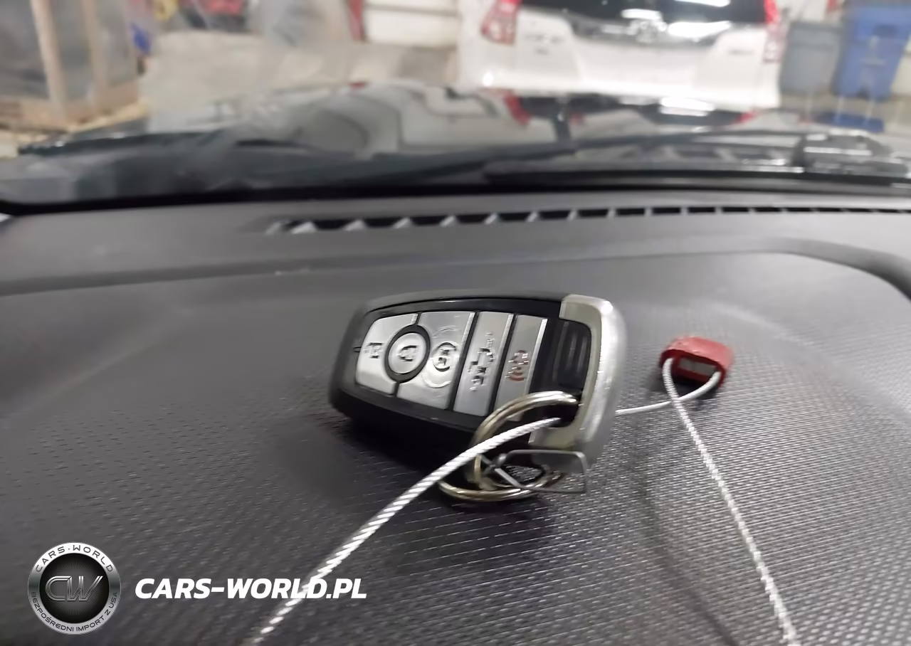2023 Ford F-150 Xlt VIN:1FTFW1E84PFC32086 - 11