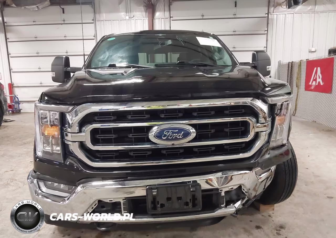 2023 Ford F-150 Xlt VIN:1FTFW1E84PFC32086 - 12