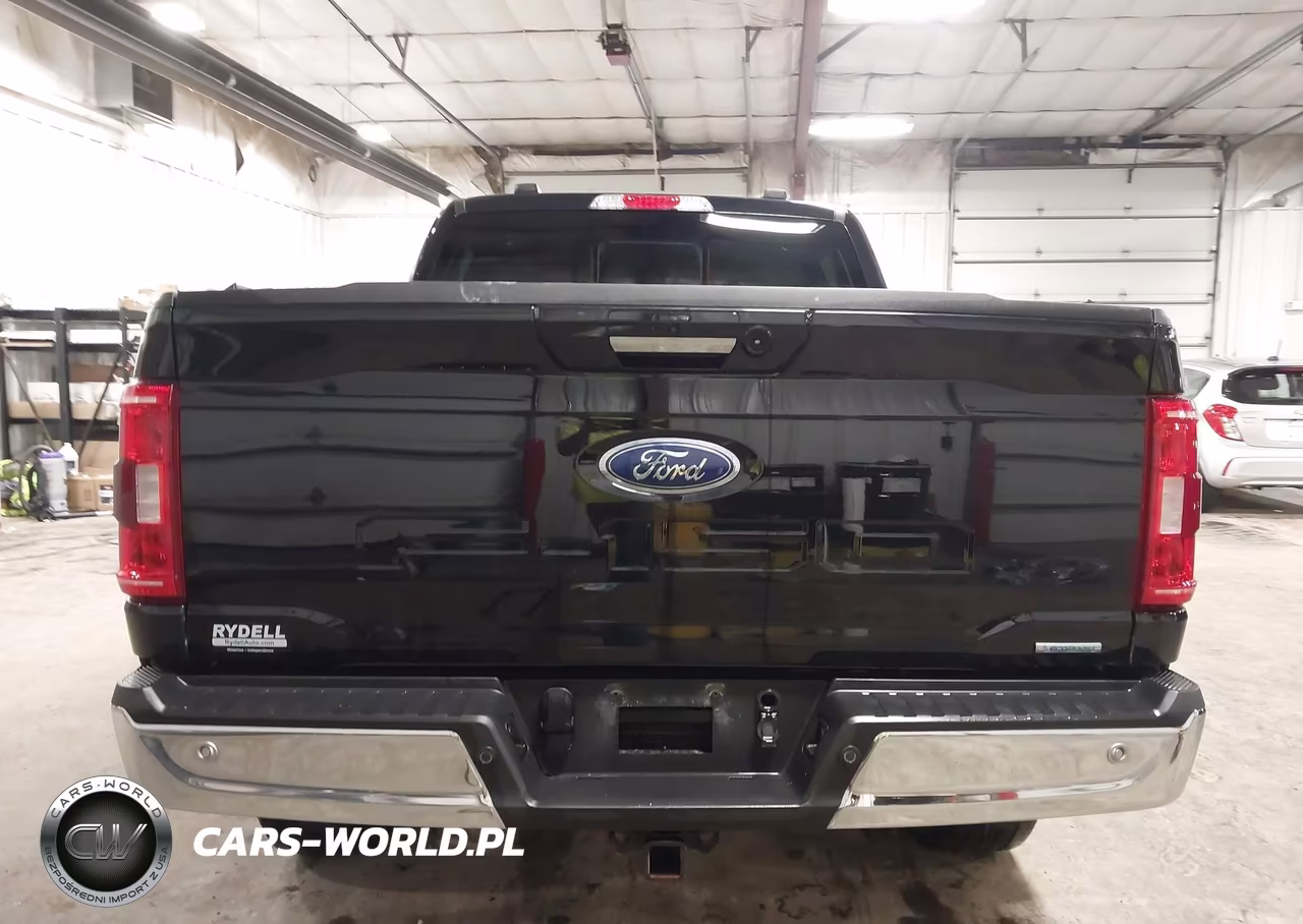 2023 Ford F-150 Xlt VIN:1FTFW1E84PFC32086 - 16