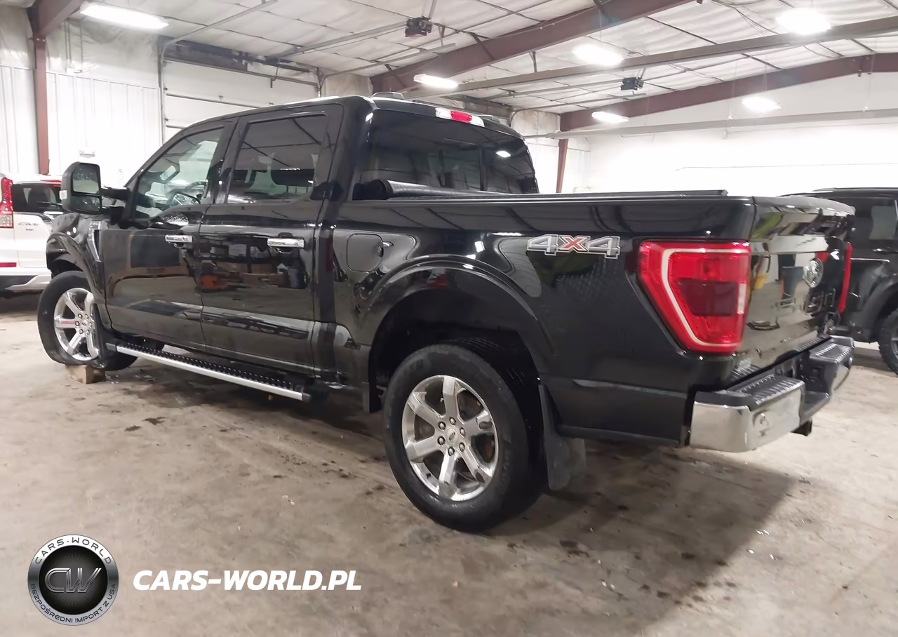 2023 Ford F-150 Xlt VIN:1FTFW1E84PFC32086 - 3
