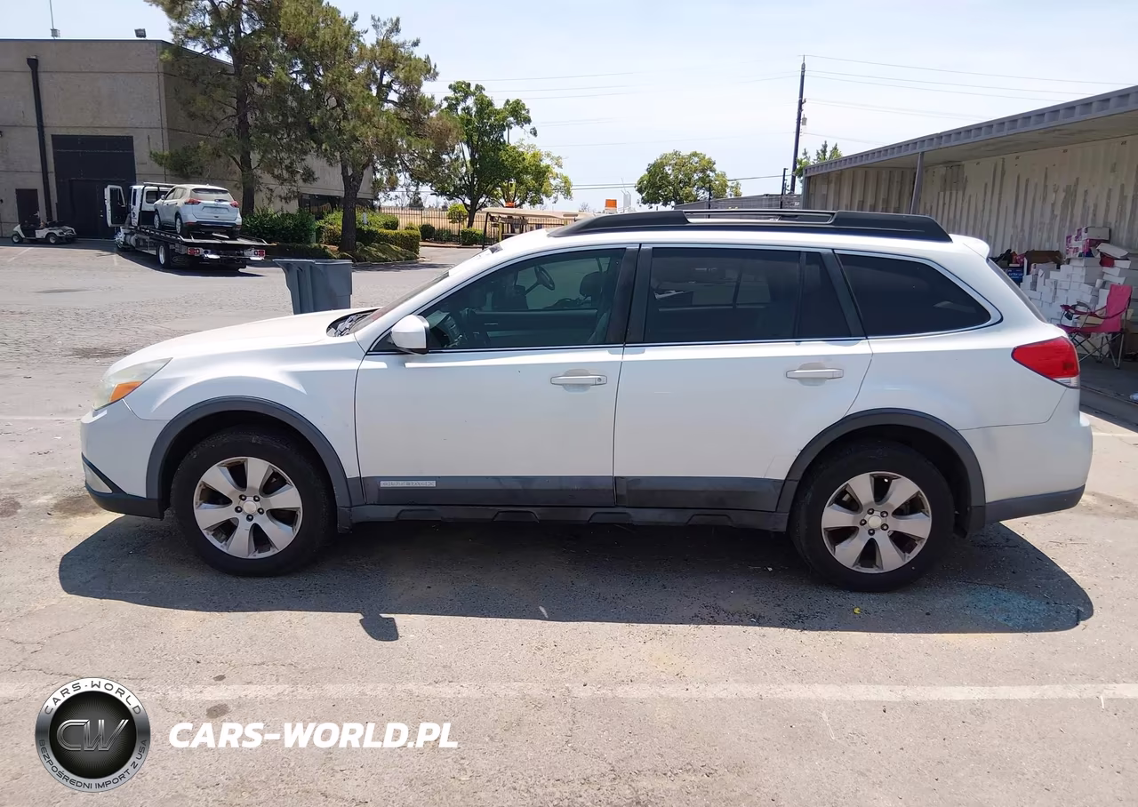 2012 Subaru Outback 2.5I Premium VIN:4S4BRBGCXC3225857 - 14
