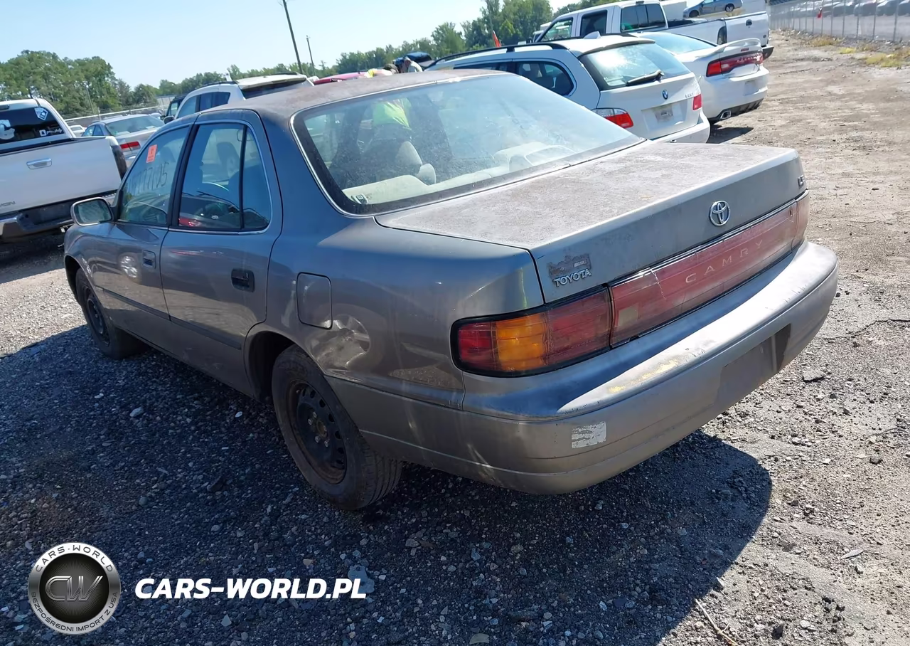 1994 Toyota Camry Le VIN:4T1SK12EXRU473357 - 3