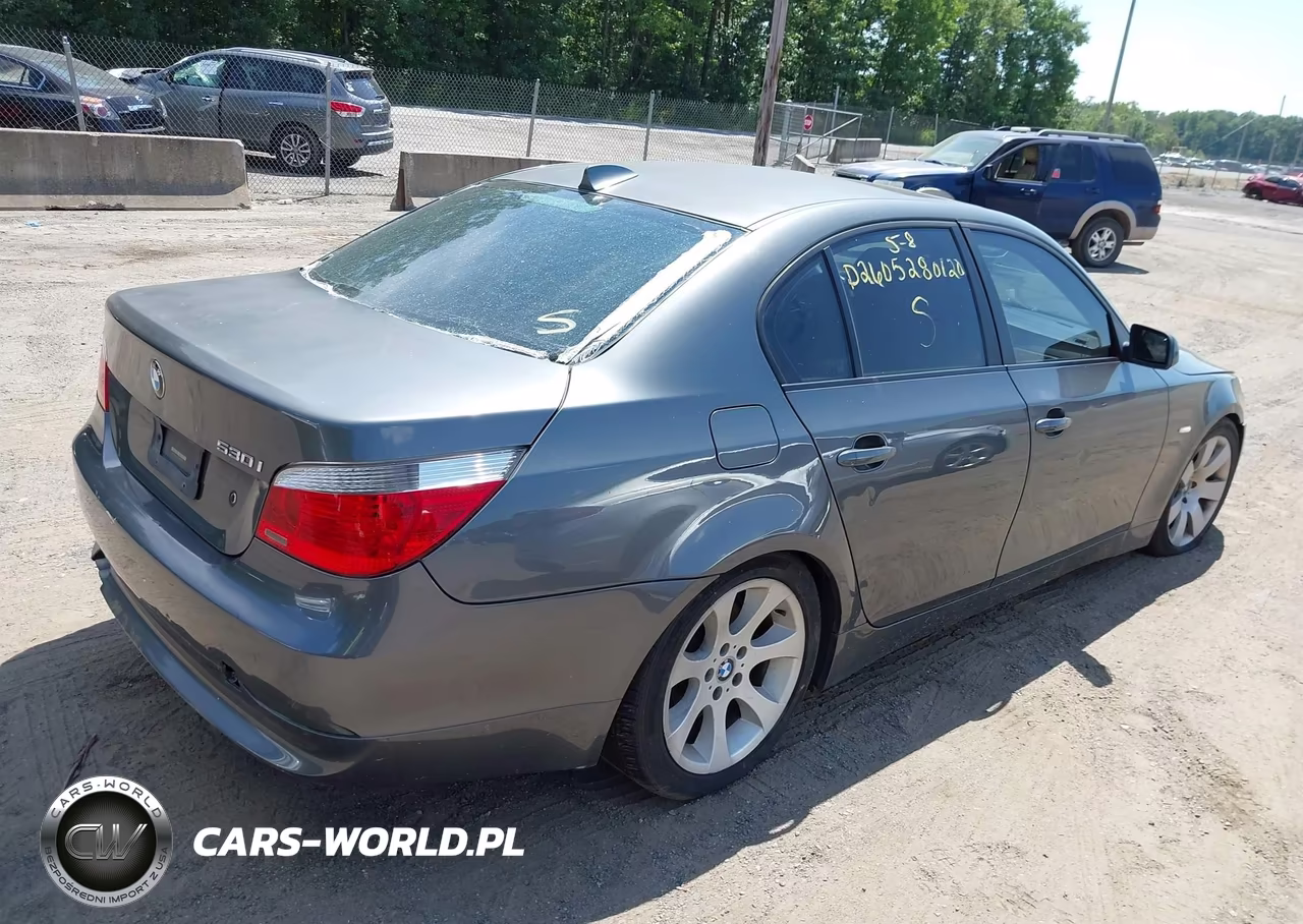 2007 BMW 530I VIN:WBANE73567CM55710 - 4