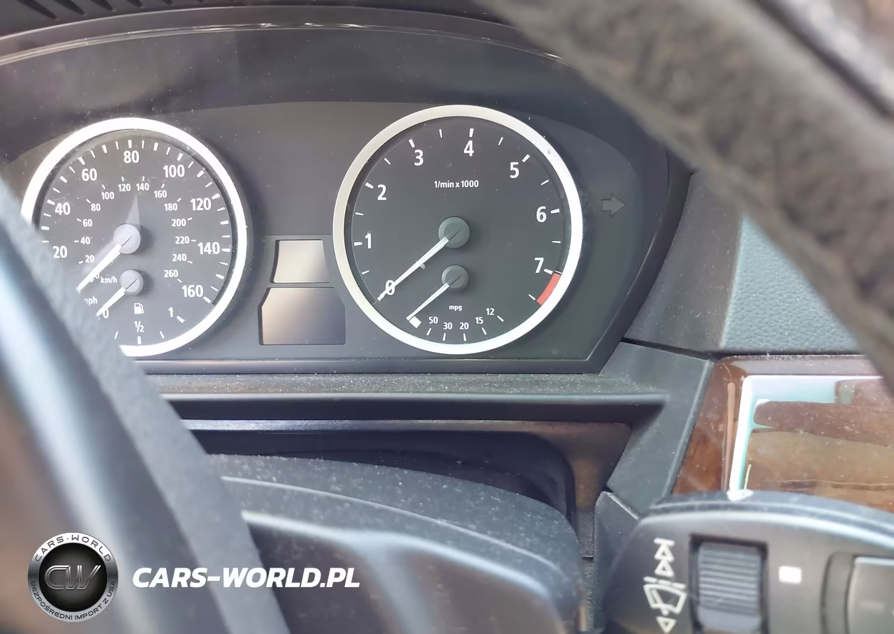 2007 BMW 530I VIN:WBANE73567CM55710 - 7