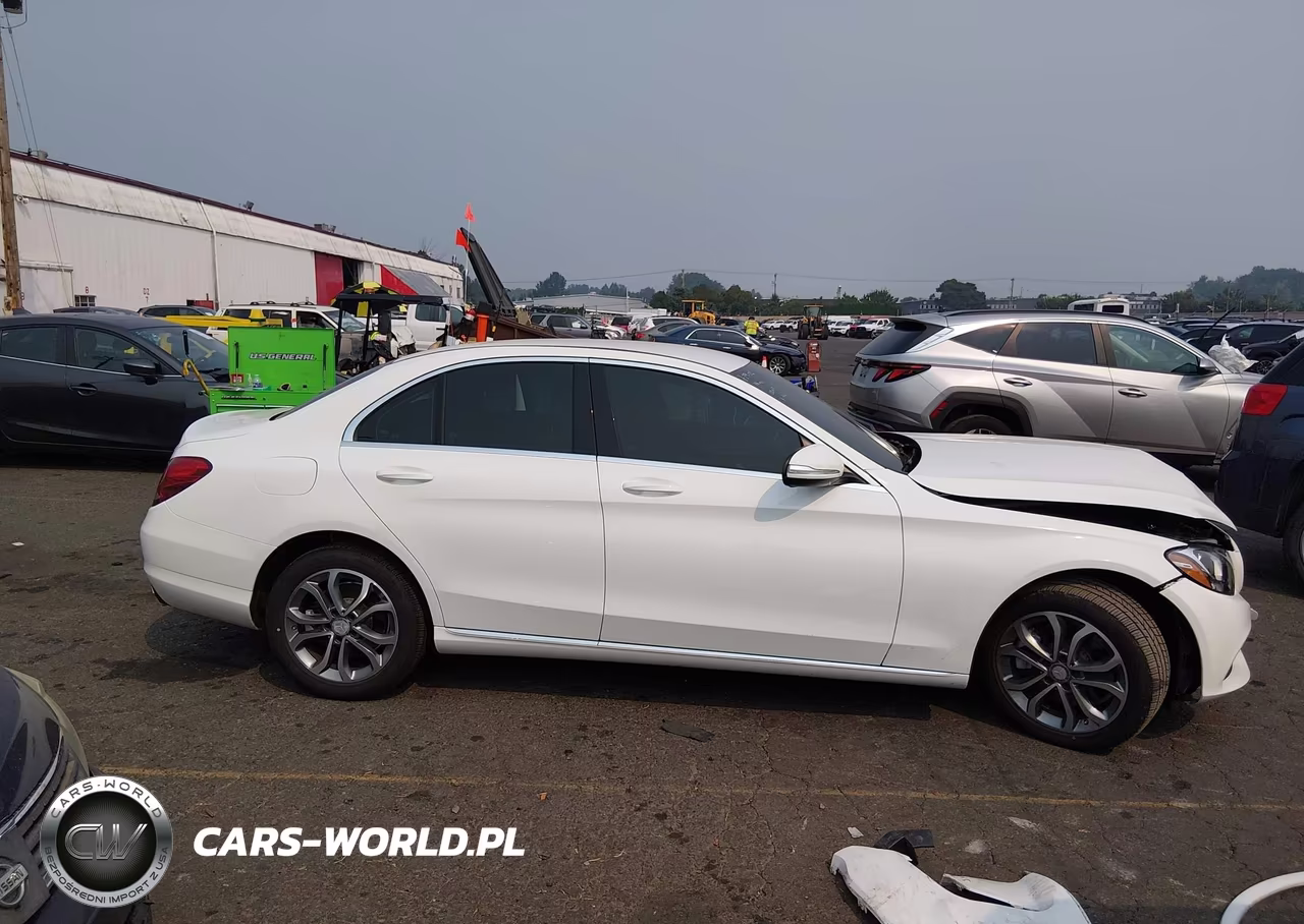 2015 Mercedes-Benz C 300 4Matic VIN:55SWF4KB5FU036788 - 13