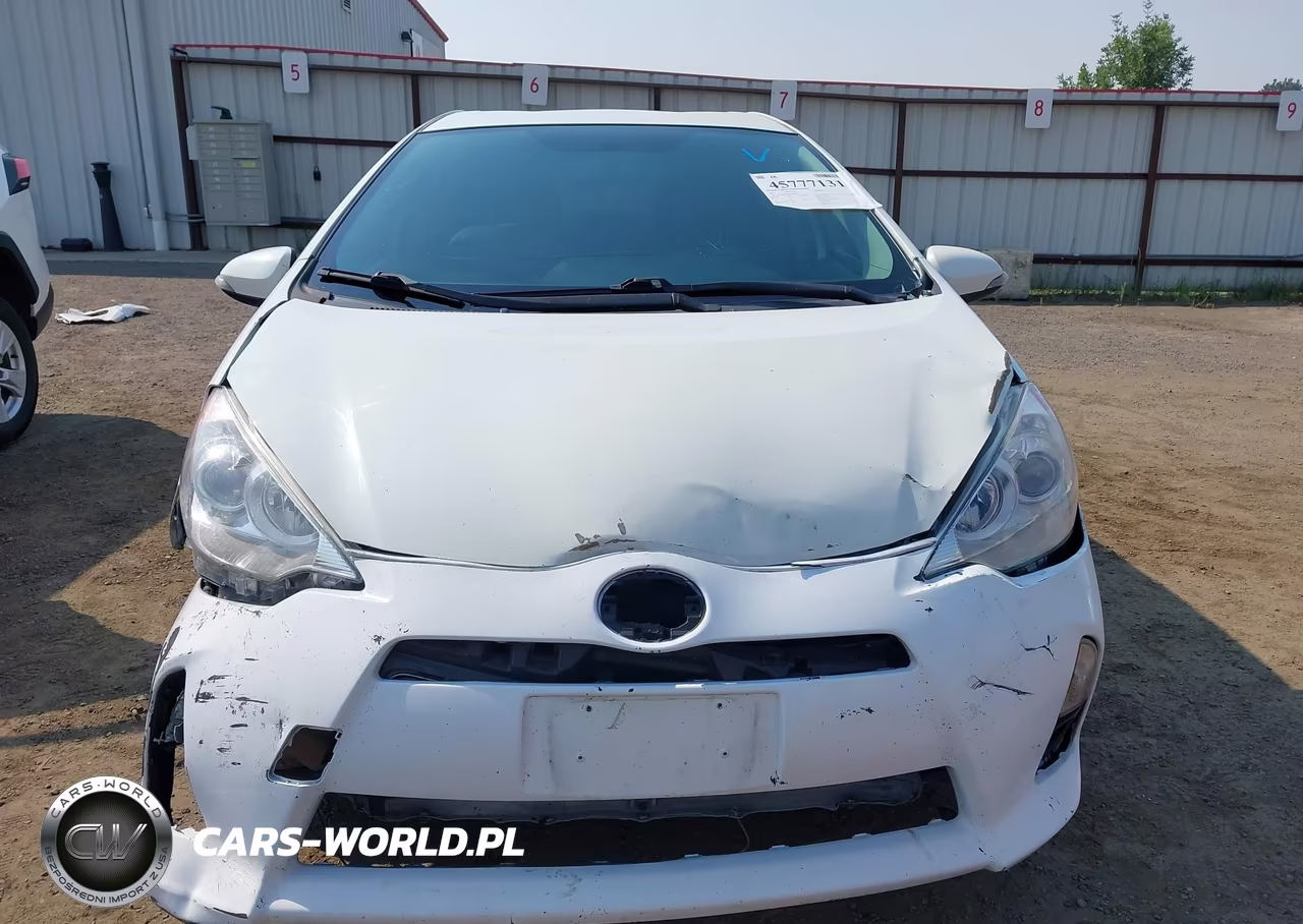 2012 Toyota Prius C Four VIN:JTDKDTB37C1506204 - 12
