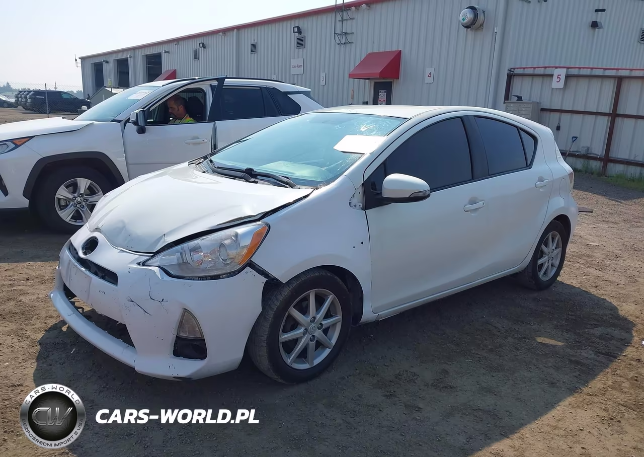 2012 Toyota Prius C Four VIN:JTDKDTB37C1506204 - 2