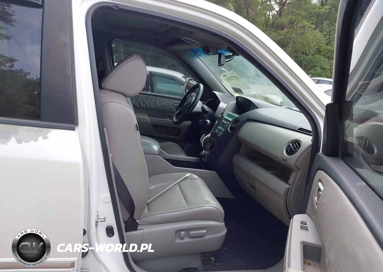 2011 Honda Pilot Touring VIN:5FNYF3H91BB021207 - 5