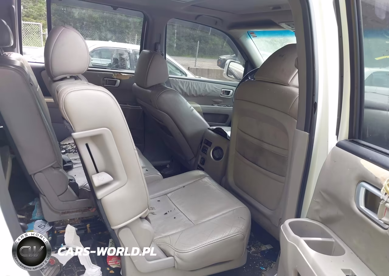 2011 Honda Pilot Touring VIN:5FNYF3H91BB021207 - 8
