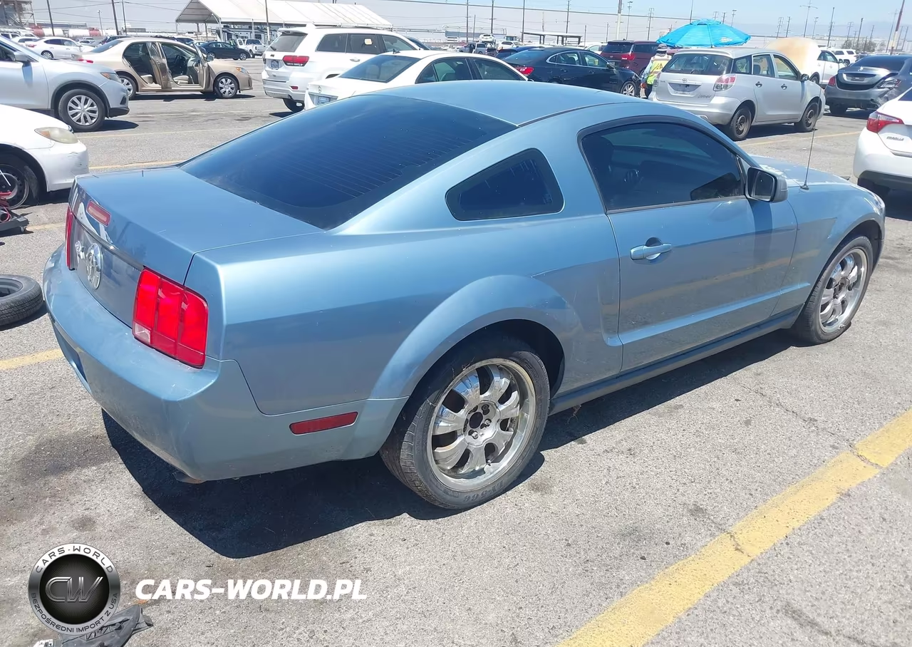 2006 Ford Mustang V6 VIN:1ZVFT80N865123209 - 4