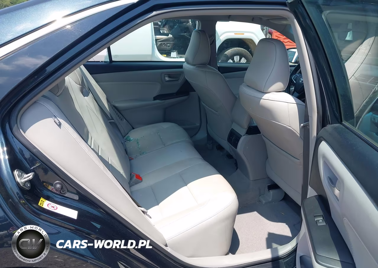 2015 Toyota Camry Hybrid Xle VIN:4T1BD1FK4FU175991 - 8