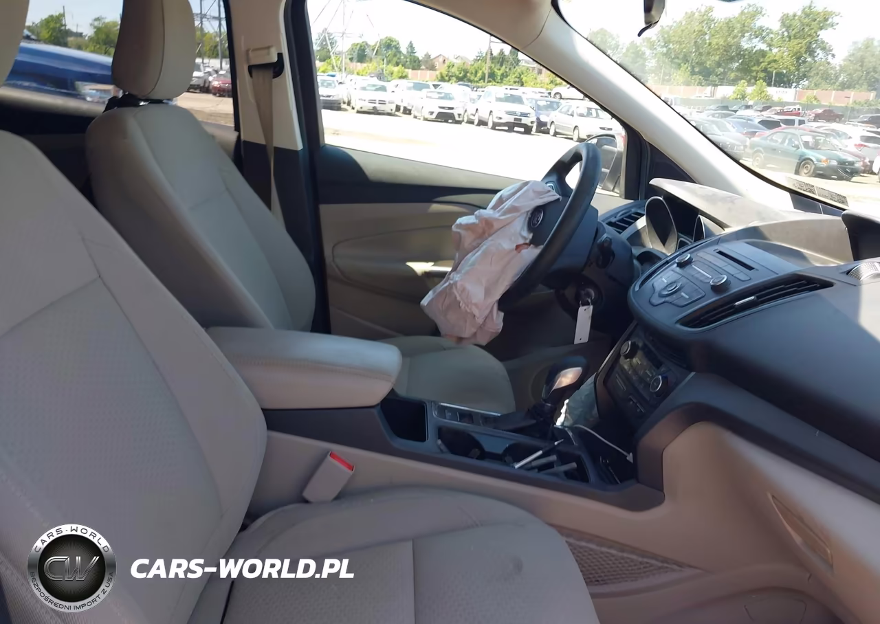 2018 Ford Escape Se VIN:1FMCU9GDXJUA47413 - 5