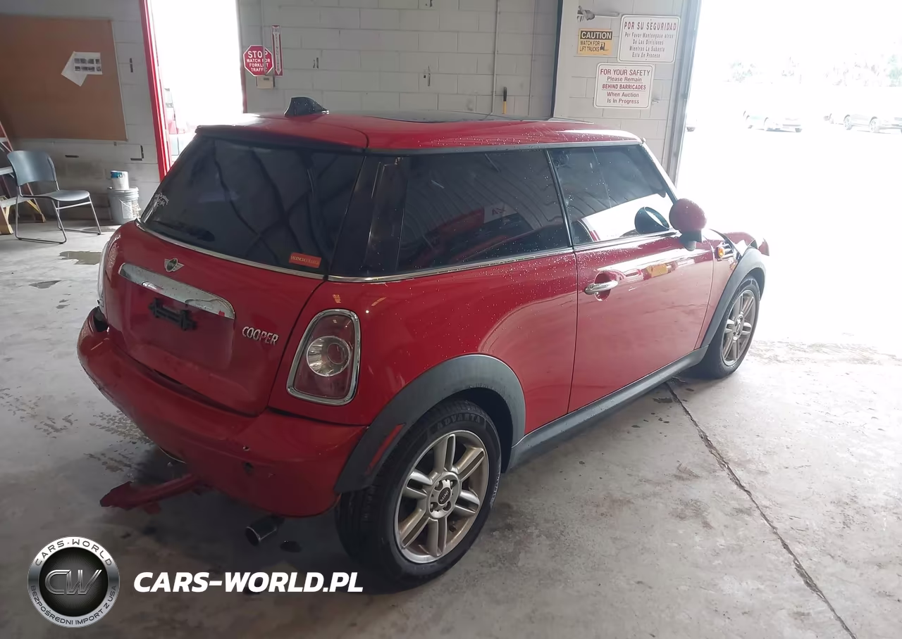 2011 Mini Cooper VIN:WMWSU3C58BT251899 - 4