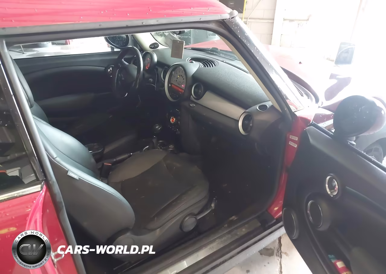 2011 Mini Cooper VIN:WMWSU3C58BT251899 - 5