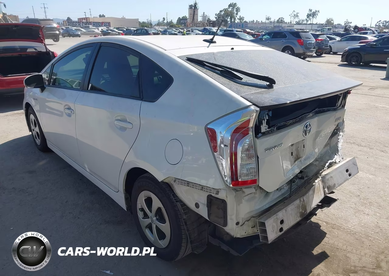 2015 Toyota Prius Three VIN:JTDKN3DU9F1961238 - 3