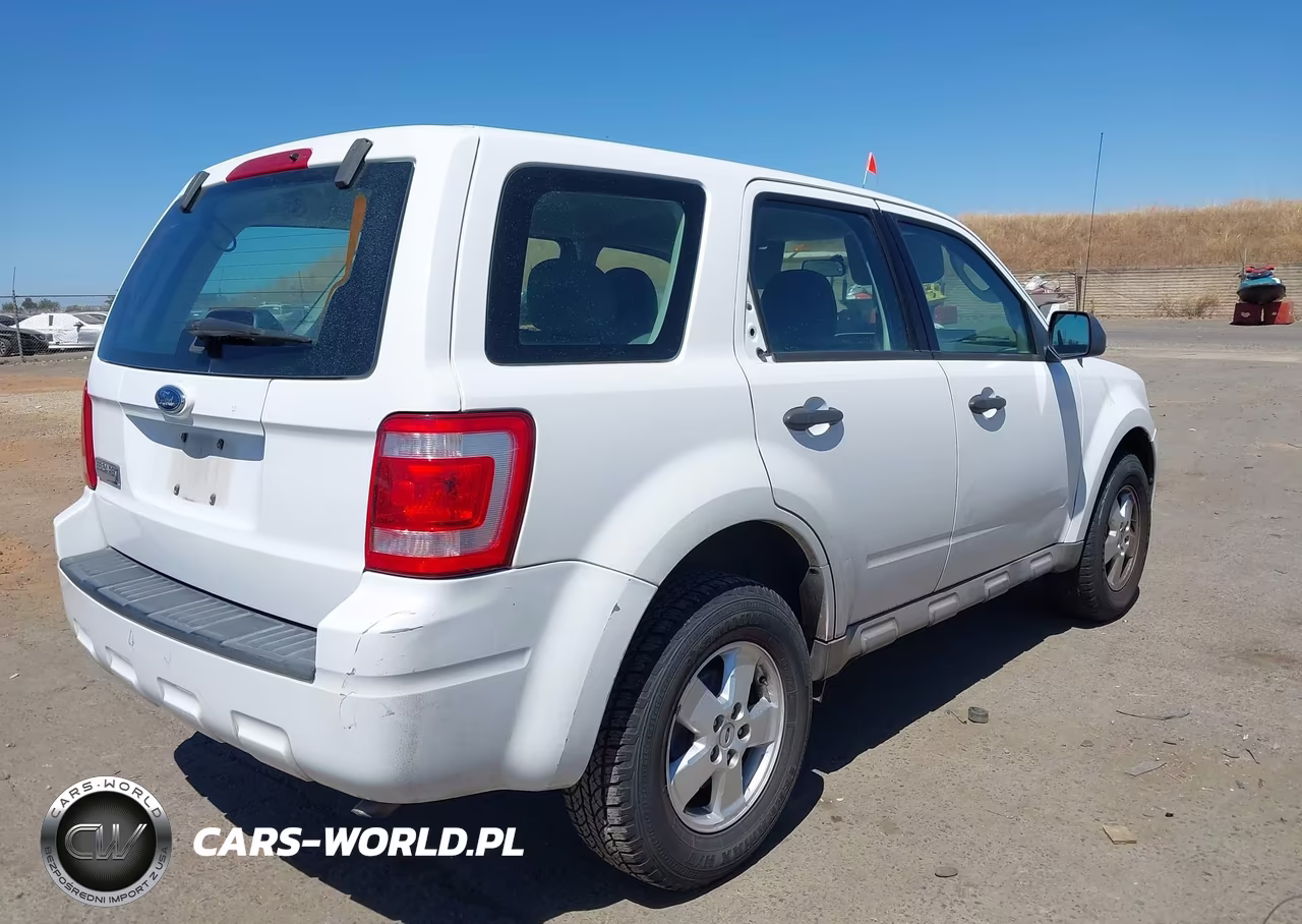 2009 Ford Escape Xls-Xls Manual VIN:1FMCU02759KB08607 - 4