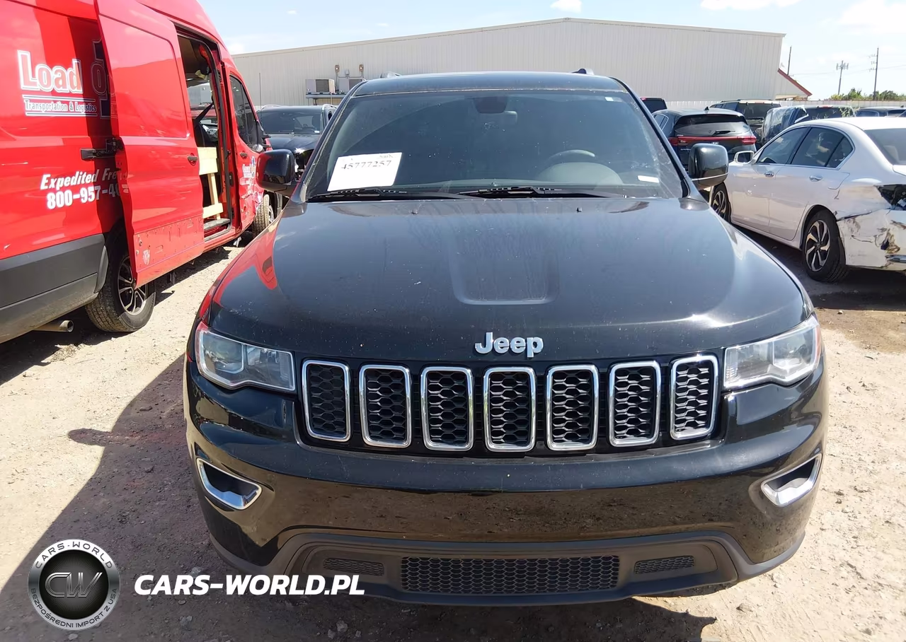 2017 Jeep Grand Cherokee Laredo VIN:1C4RJEAG7HC626314 - 12