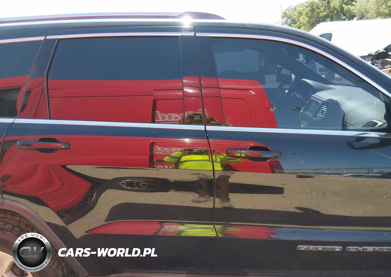 2017 Jeep Grand Cherokee Laredo VIN:1C4RJEAG7HC626314 - 13