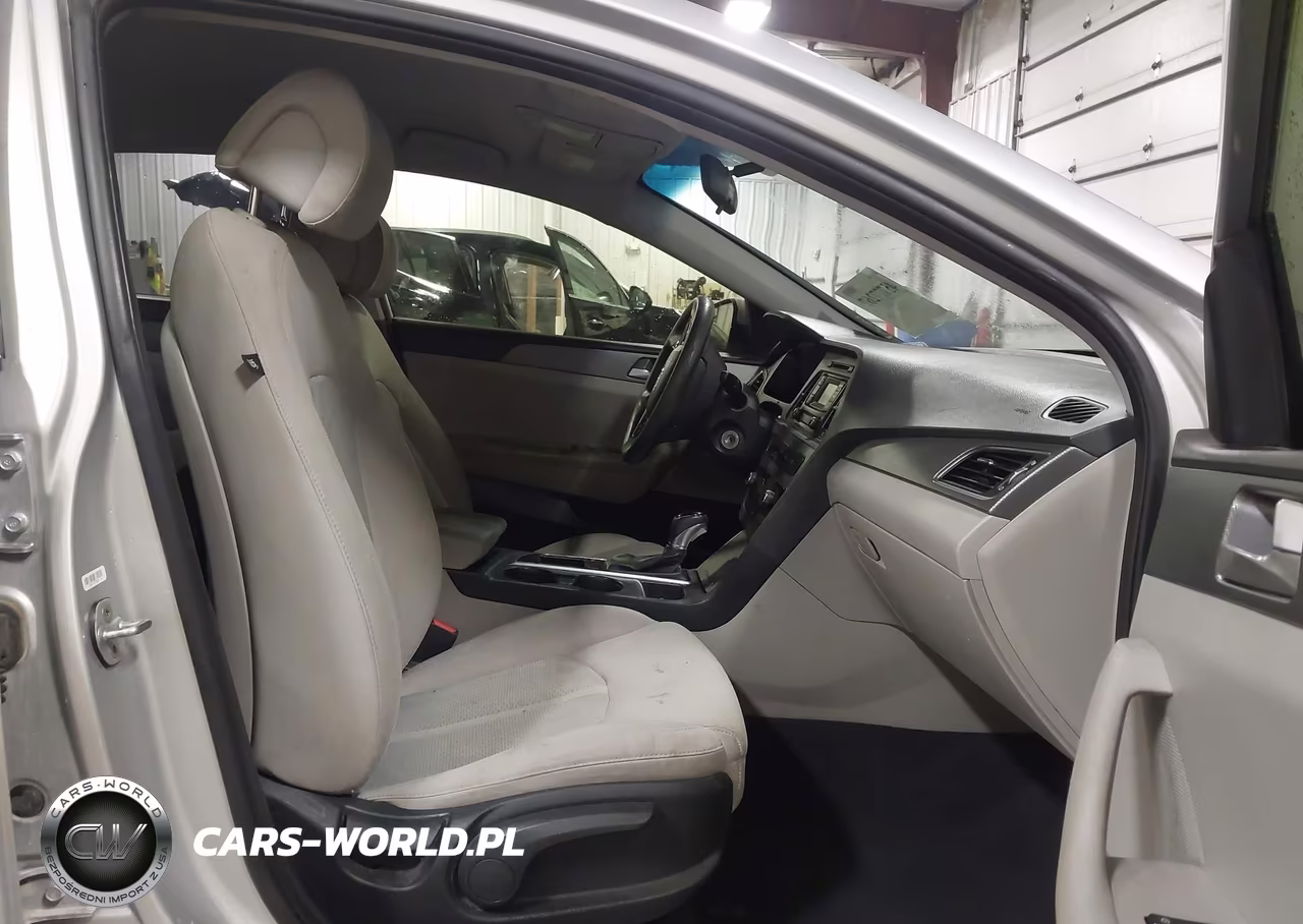 2016 Hyundai Sonata VIN:5NPE24AF3GH396965 - 5