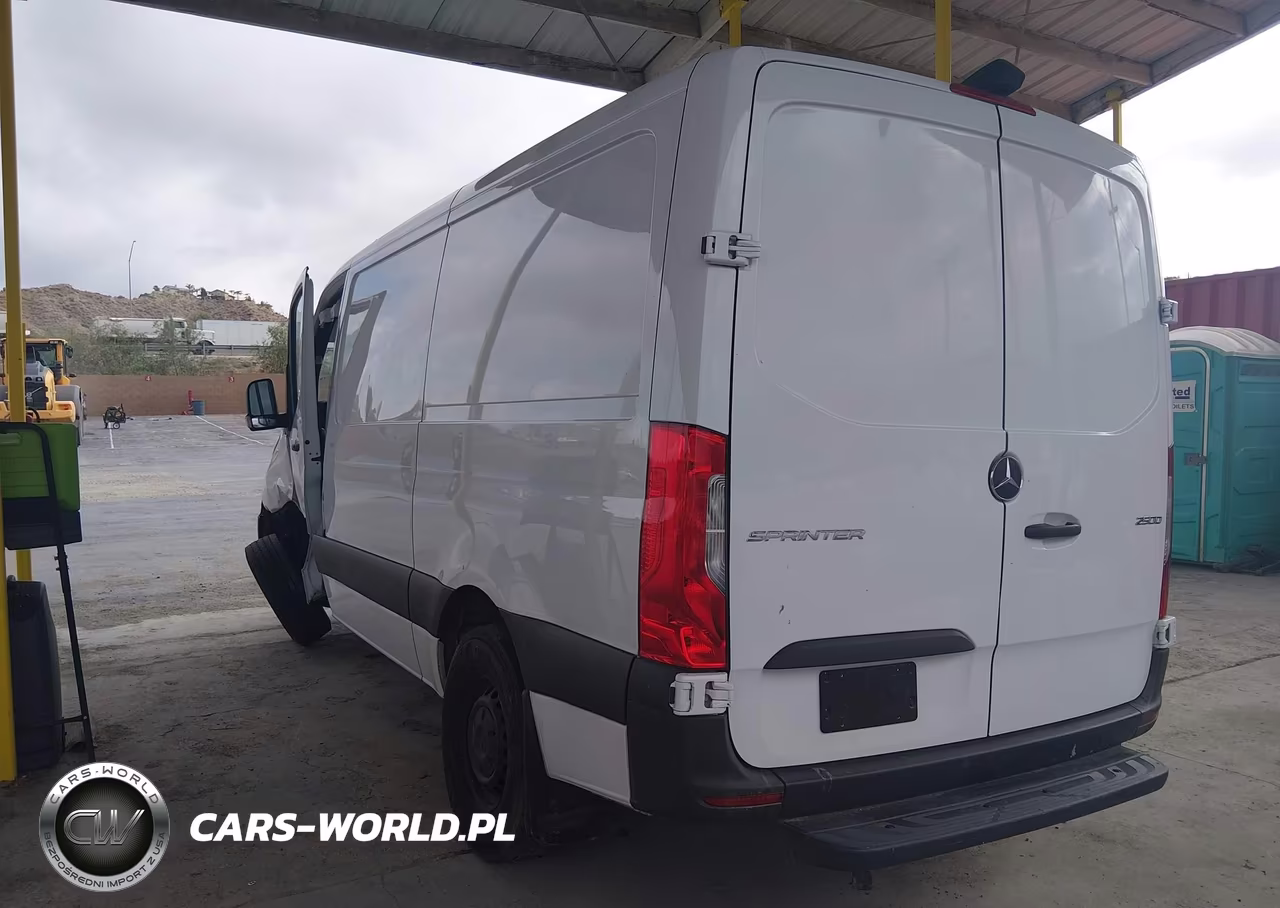 2024 Mercedes-Benz Sprinter 2500 Standard Roof 4-Cyl Diesel VIN:W1Y4KBHY3RT189140 - 3