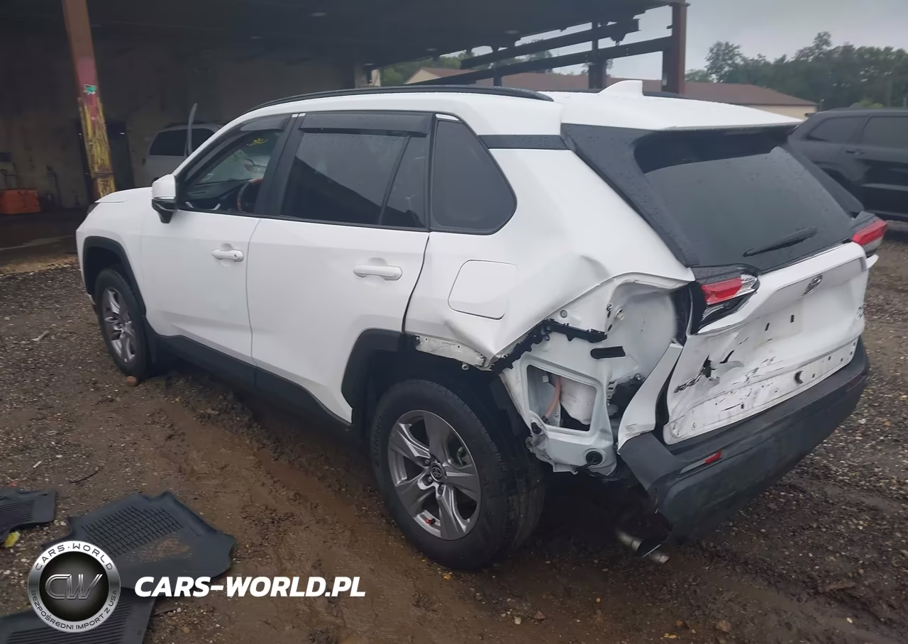 2024 Toyota Rav4 Xle VIN:2T3P1RFV2RC422915 - 3