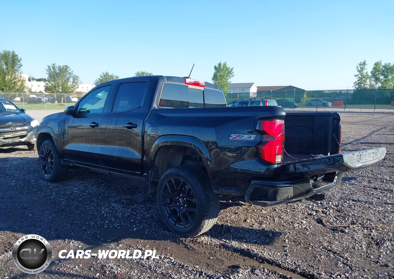 2024 Chevrolet Colorado 4Wd Z71 VIN:1GCPTDEK6R1221567 - 3