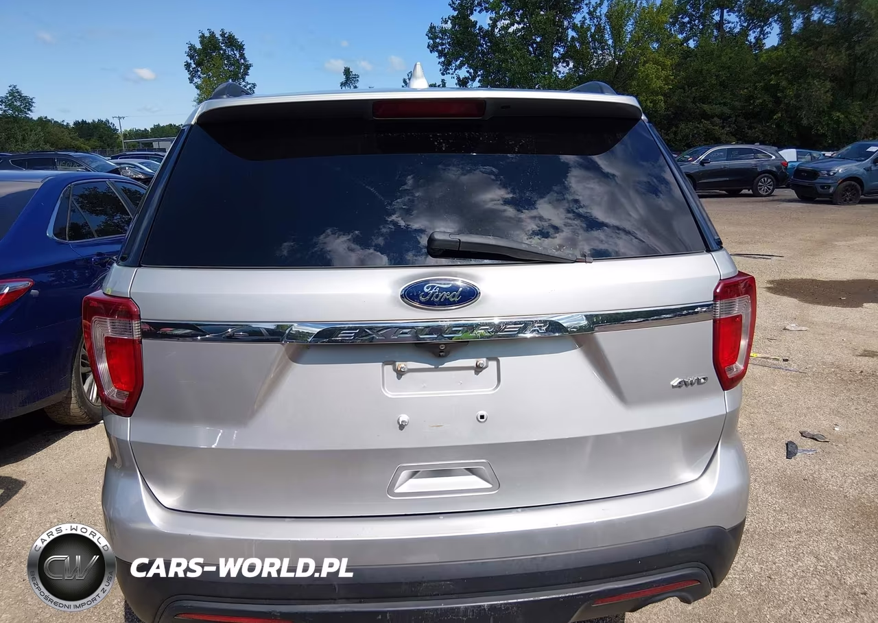 2017 Ford Explorer VIN:1FM5K8B8XHGE28061 - 15