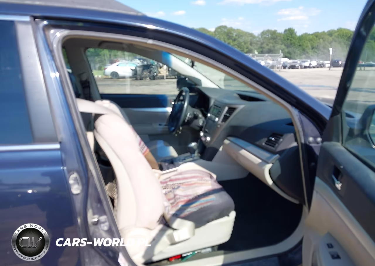 2013 Subaru Outback 2.5I Premium VIN:4S4BRBCC0D3323609 - 5
