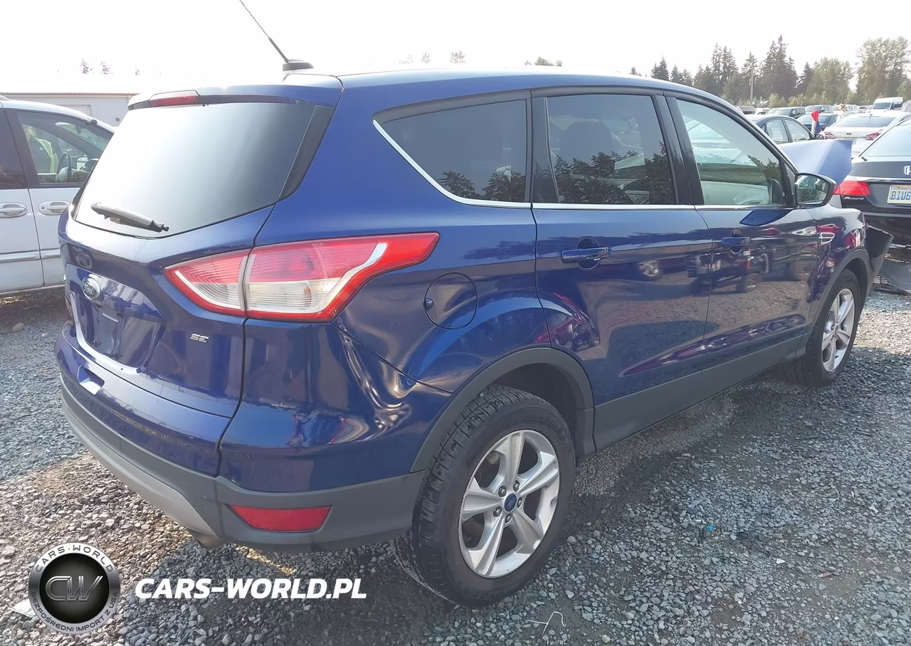 2015 Ford Escape Se VIN:1FMCU0G73FUC64332 - 4