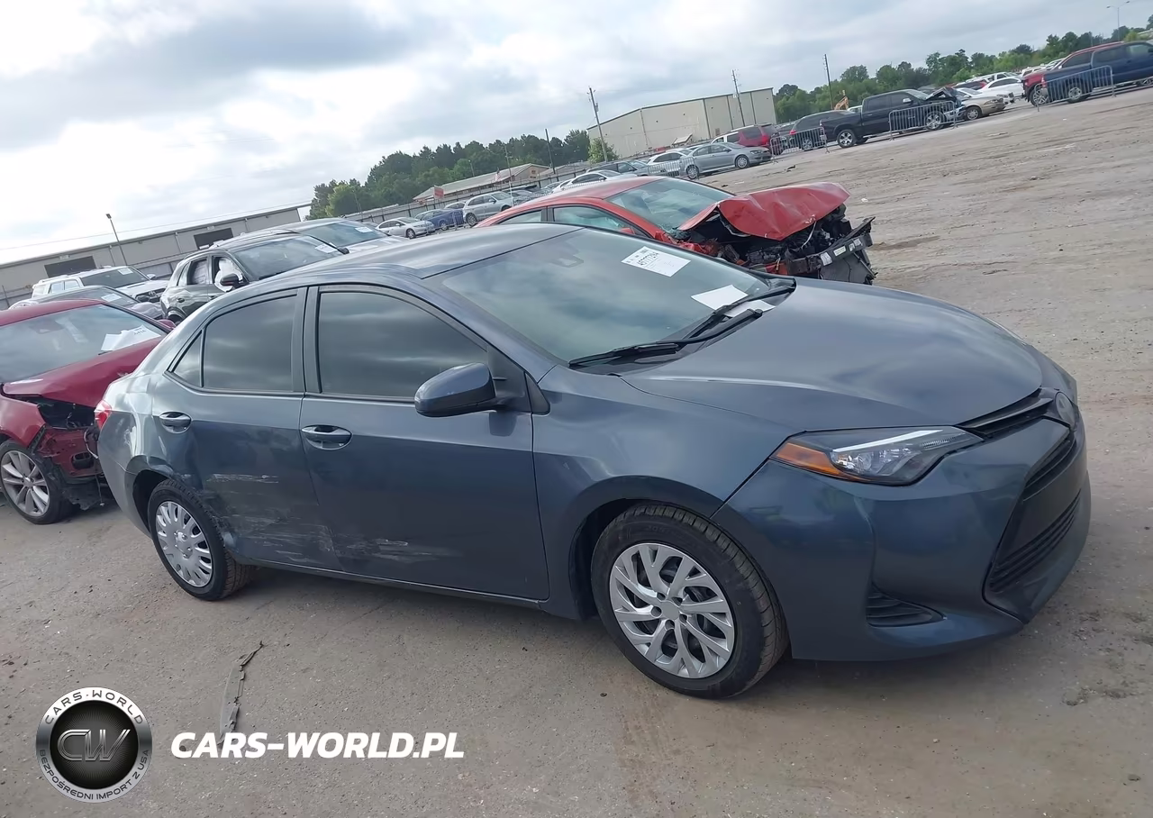 2019 Toyota Corolla Le VIN:5YFBURHEXKP939778 - 13