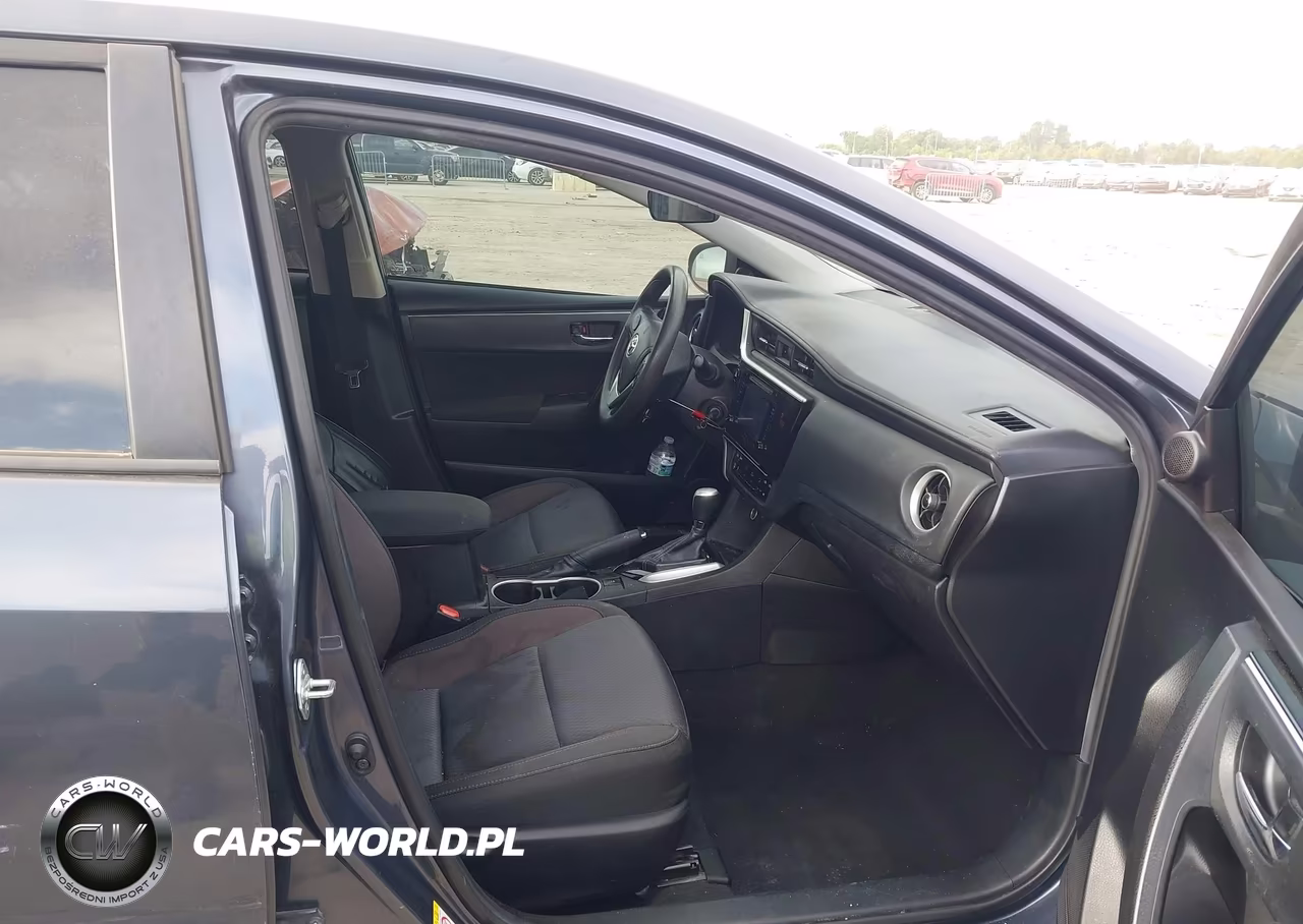 2019 Toyota Corolla Le VIN:5YFBURHEXKP939778 - 5
