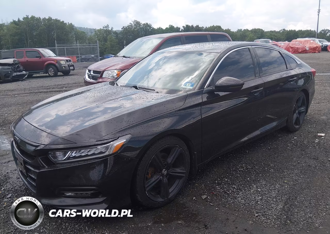 2018 Honda Accord Sport VIN:1HGCV1F35JA207325 - 2