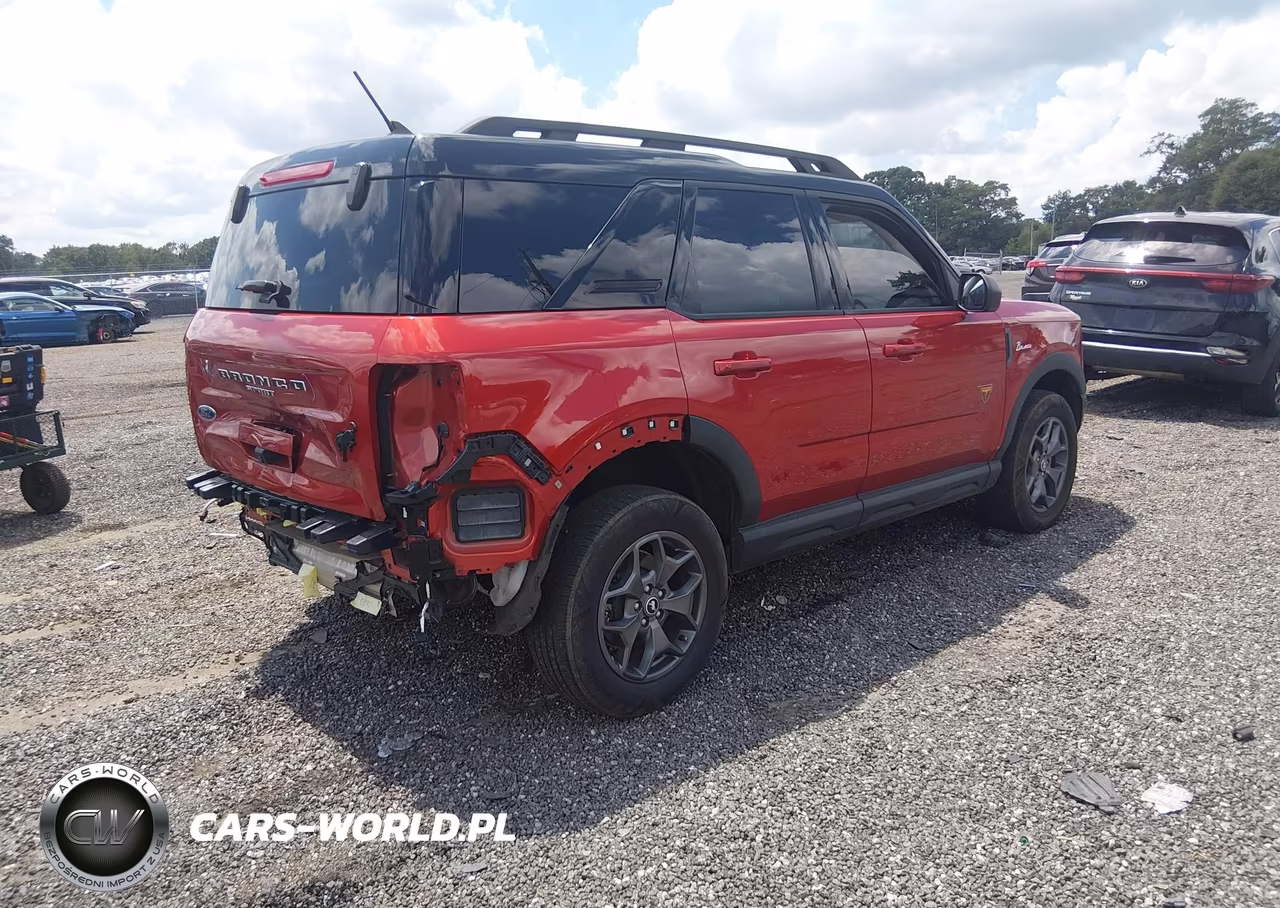 2022 Ford Bronco Sport Badlands VIN:3FMCR9D90NRE35216 - 4