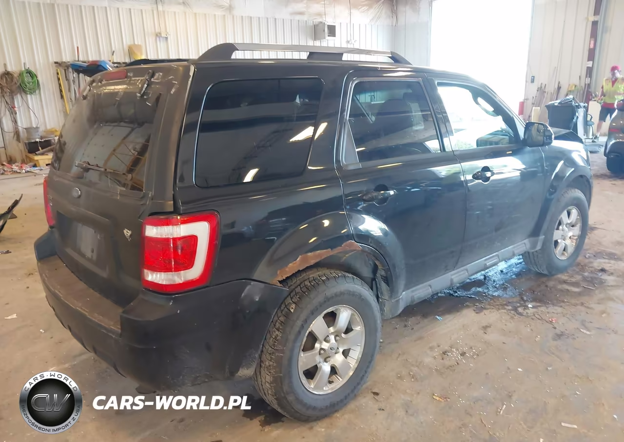2011 Ford Escape Limited VIN:1FMCU0E70BKB33514 - 4