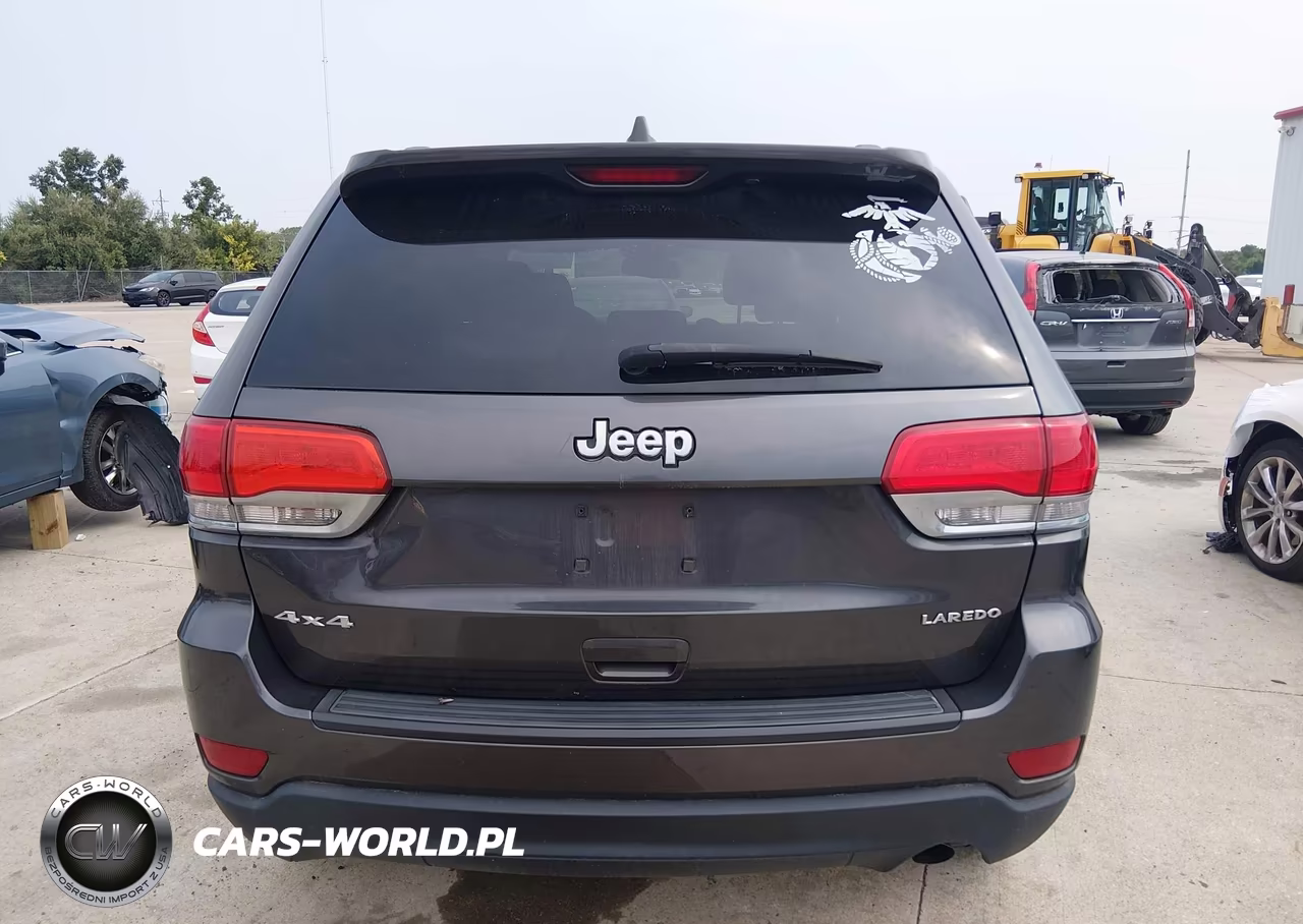 2015 Jeep Grand Cherokee Laredo VIN:1C4RJFAG9FC171176 - 16