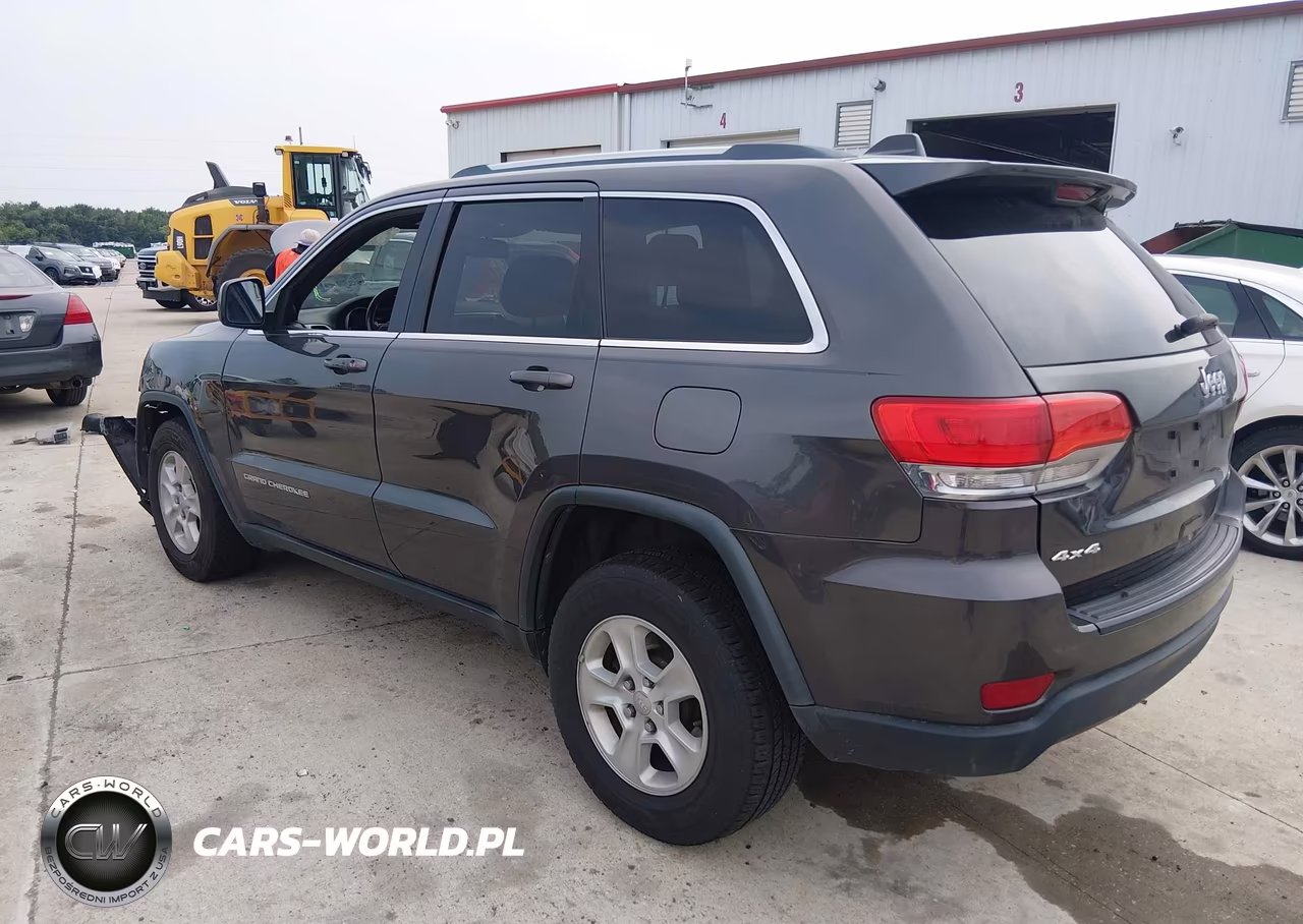2015 Jeep Grand Cherokee Laredo VIN:1C4RJFAG9FC171176 - 3