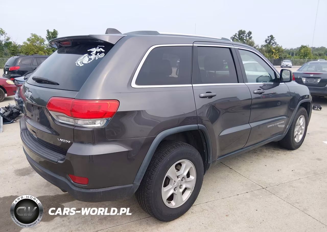 2015 Jeep Grand Cherokee Laredo VIN:1C4RJFAG9FC171176 - 4