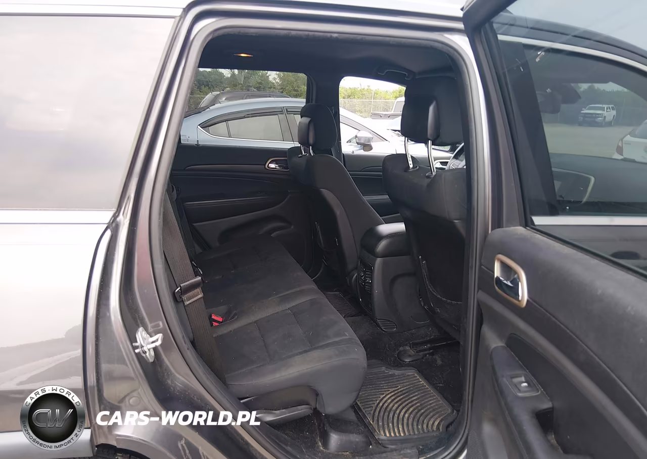 2015 Jeep Grand Cherokee Laredo VIN:1C4RJFAG9FC171176 - 8