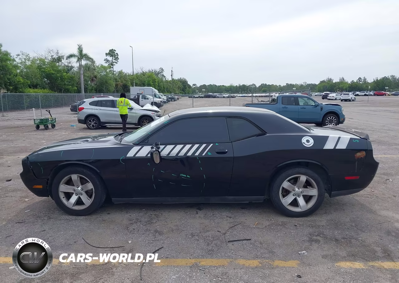 2013 Dodge Challenger Sxt VIN:2C3CDYAG1DH615884 - 14