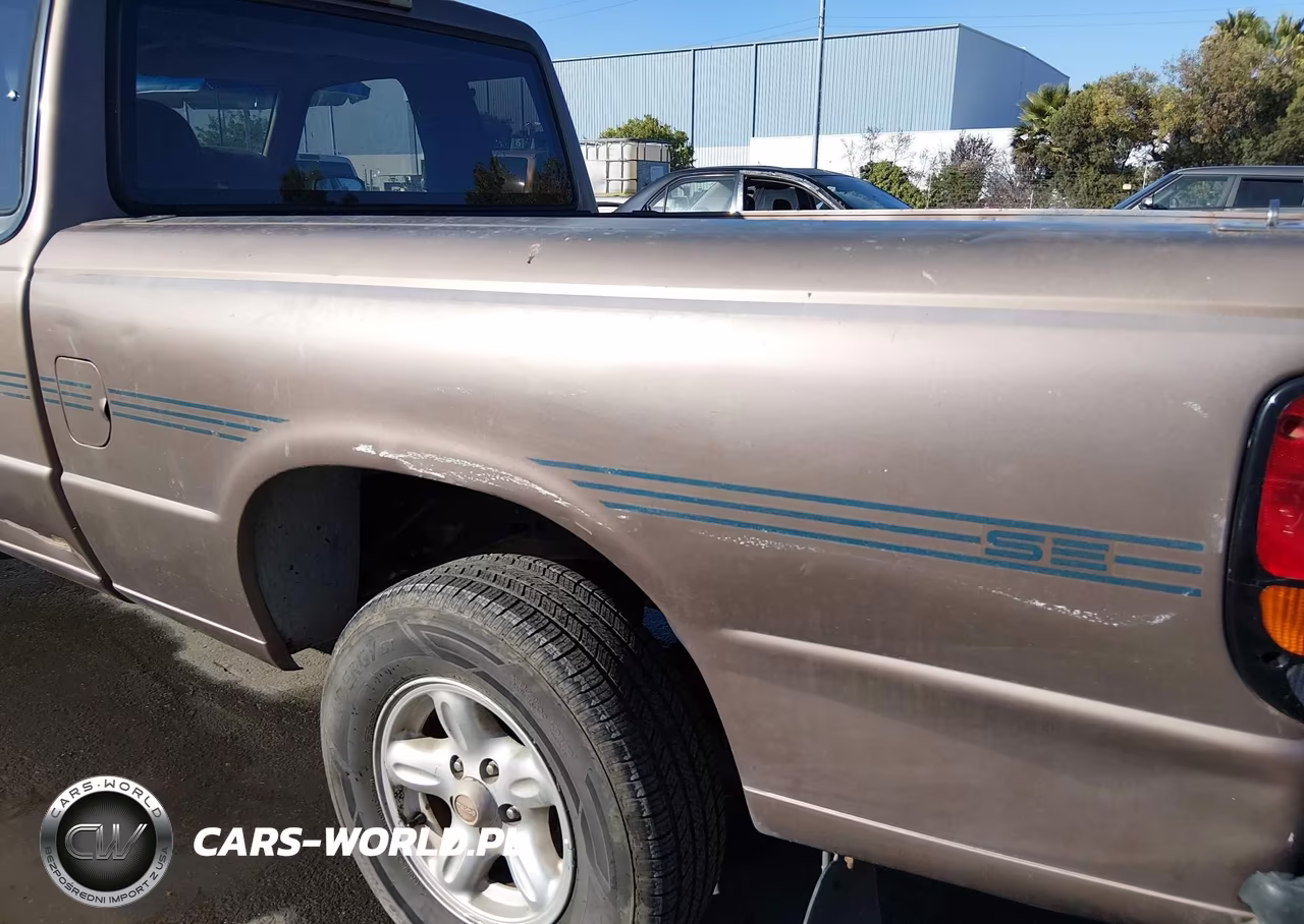 1994 Mazda B3000 Cab Plus VIN:4F4CR16U0RTM70048 - 15