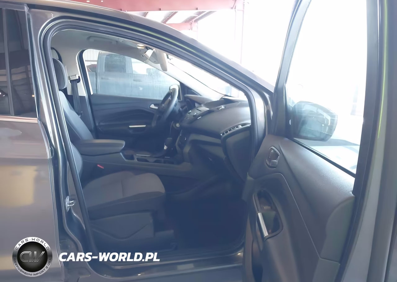 2017 Ford Escape Se VIN:1FMCU0GD4HUB81775 - 5