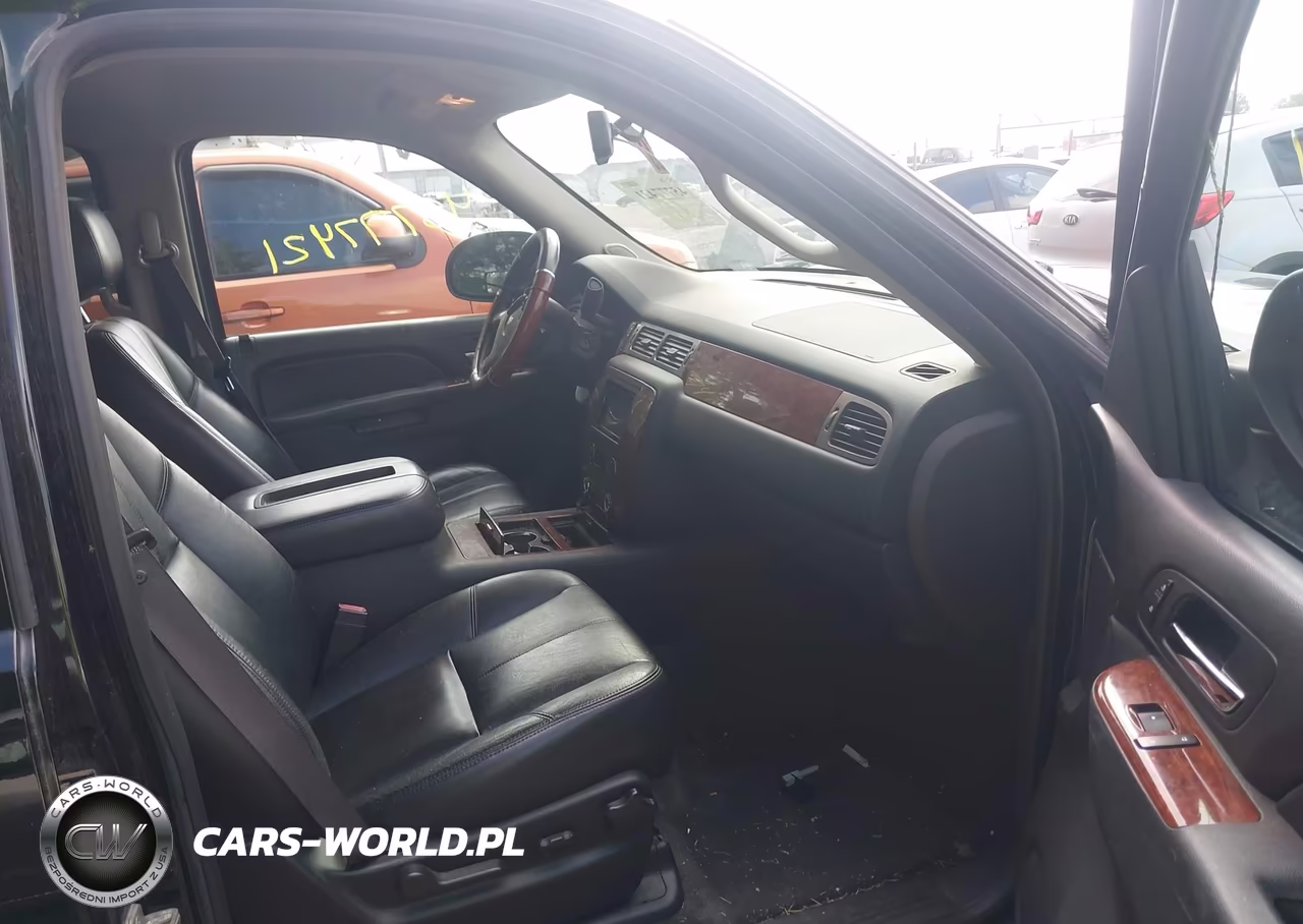 2012 Chevrolet Avalanche Lt VIN:3GNTKFE74CG224251 - 5