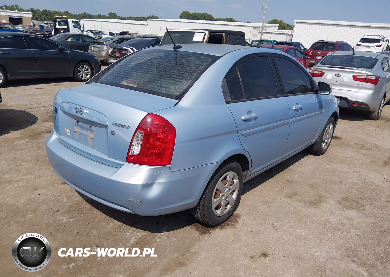 2011 Hyundai Accent Gls VIN:KMHCN4ACXBU615726 - 4