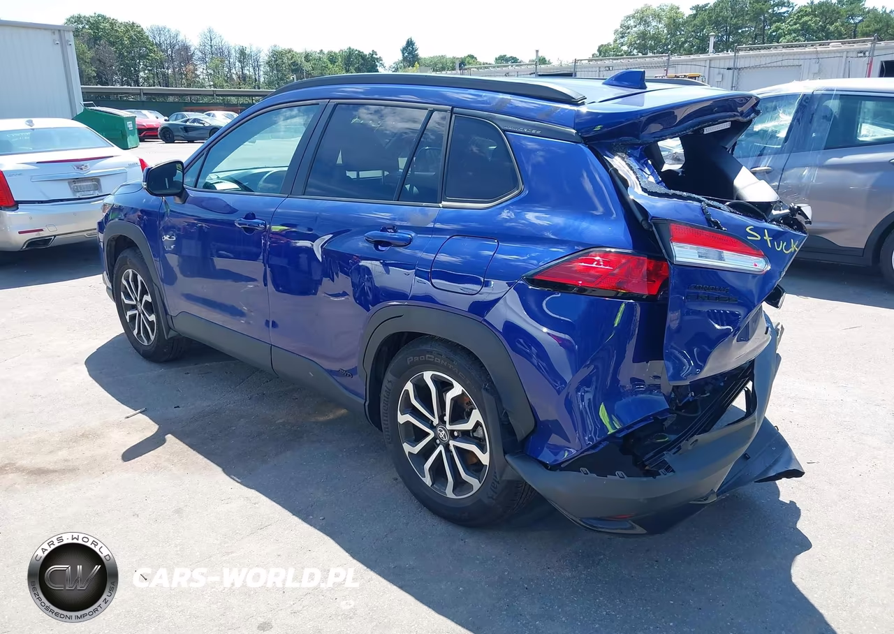2024 Toyota Corolla Cross Hybrid Se VIN:7MUFBABG9RV042798 - 3