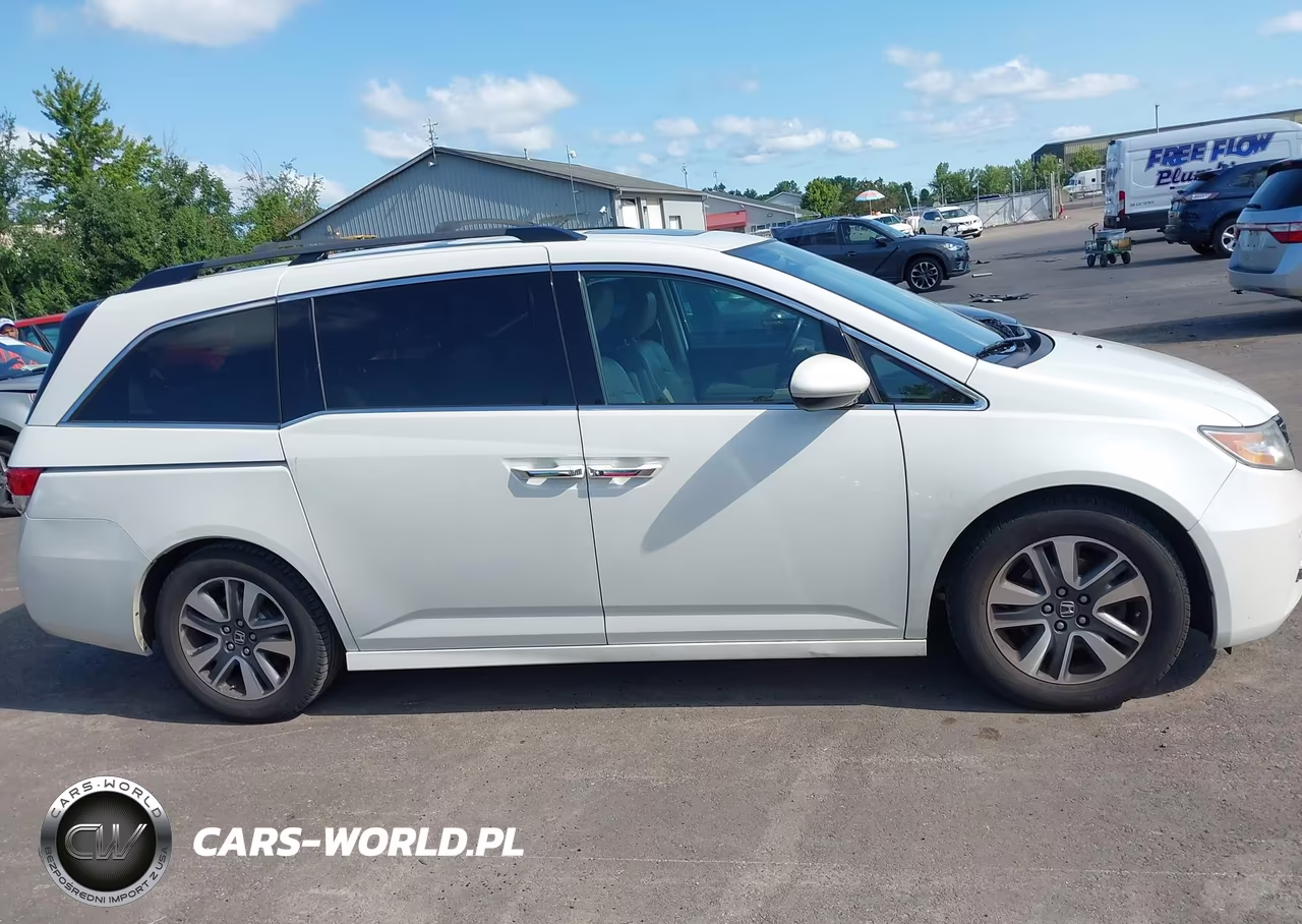 2015 Honda Odyssey Touring-Touring Elite VIN:5FNRL5H99FB032504 - 13